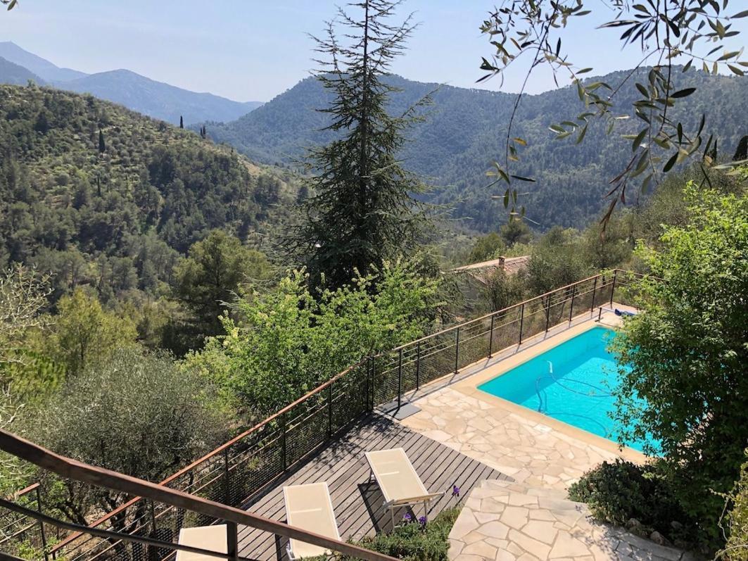 Les Figaires Villa L'Escarene Exterior photo