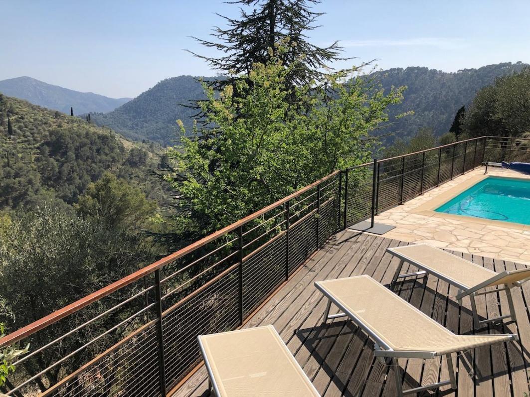 Les Figaires Villa L'Escarene Exterior photo