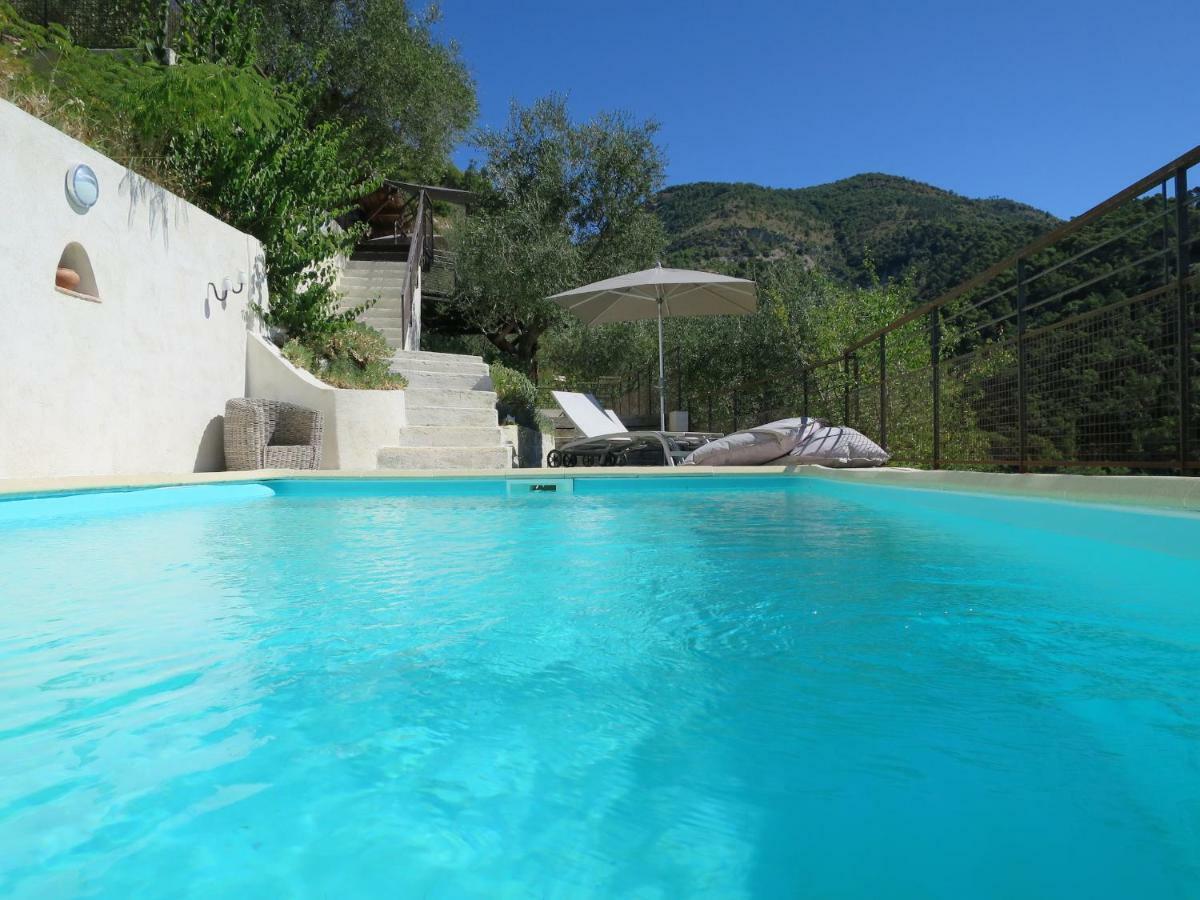 Les Figaires Villa L'Escarene Exterior photo